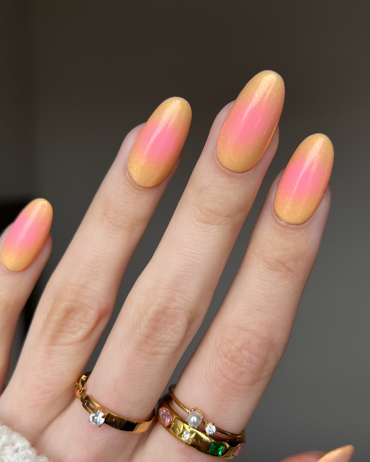 Великодній манікюр 2026: ідеї, які надихають