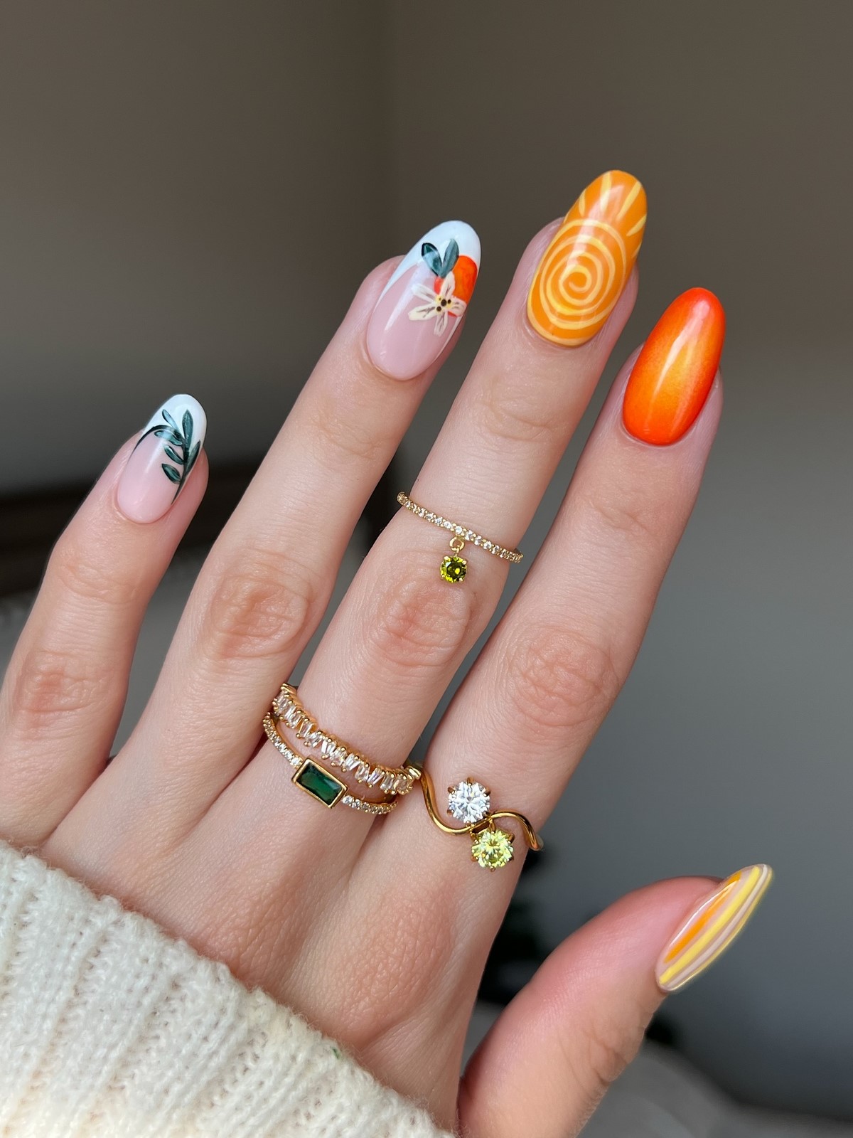 Великодній манікюр 2026: ідеї, які надихають