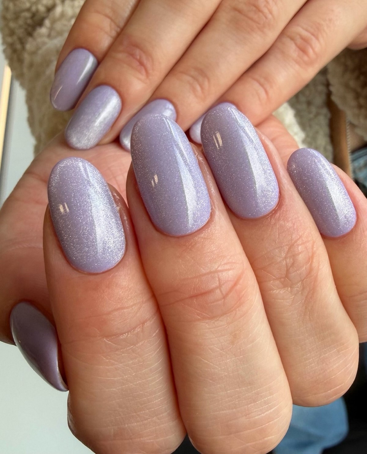 Манікюр, який освіжає руки і робить їх акуратними