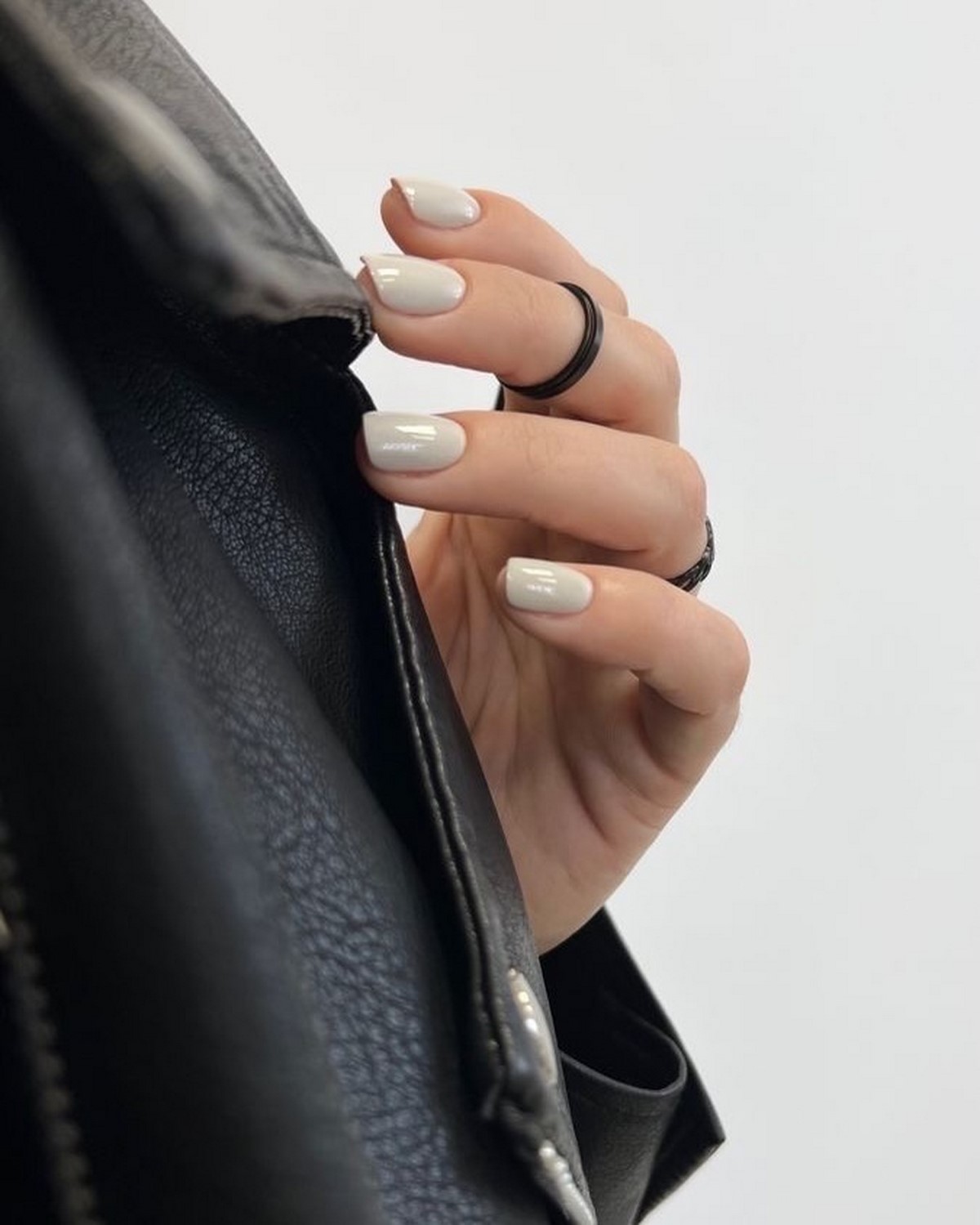 Манікюр, який освіжає руки і робить їх акуратними