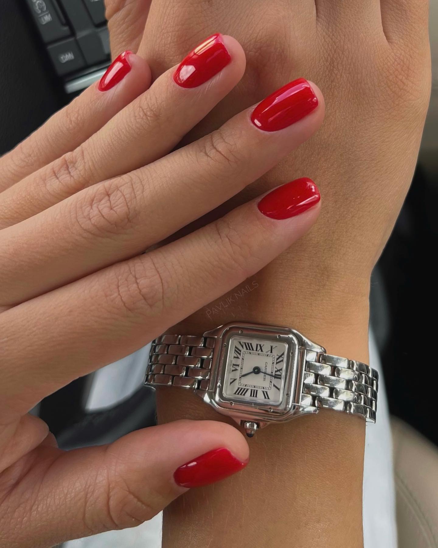 Манікюр, який робить короткі нігті акуратнішими