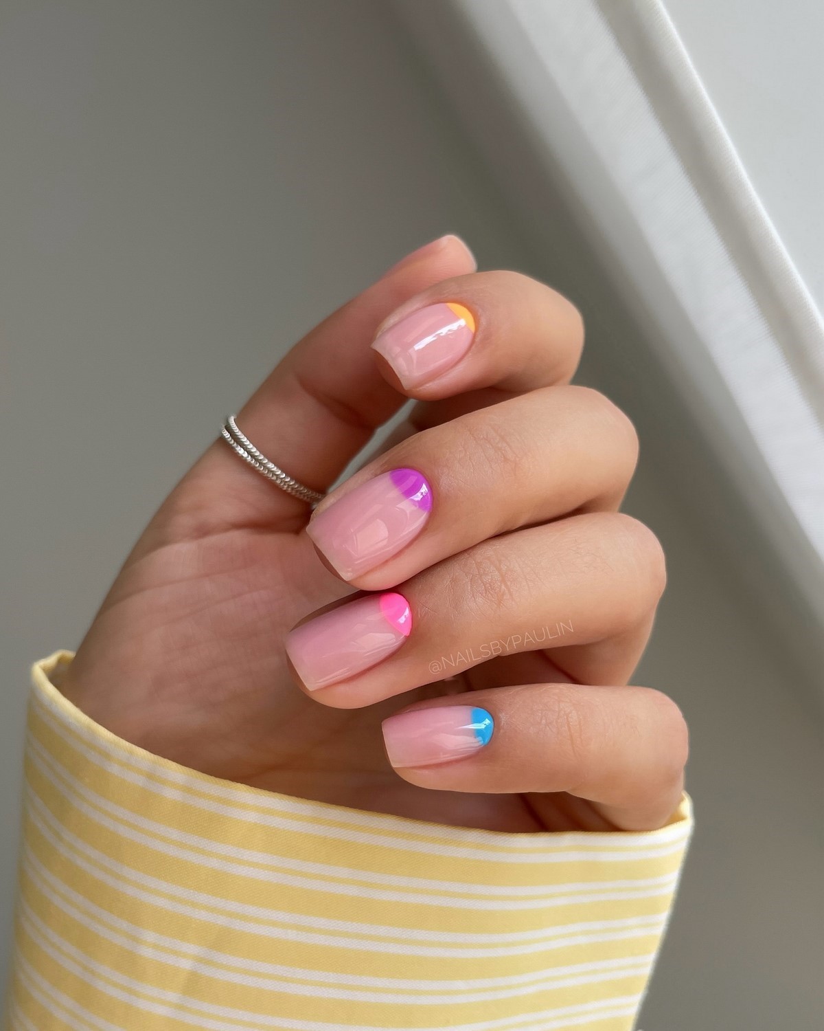 Модні кольори для коротких нігтів весни 2026: головні відтінки