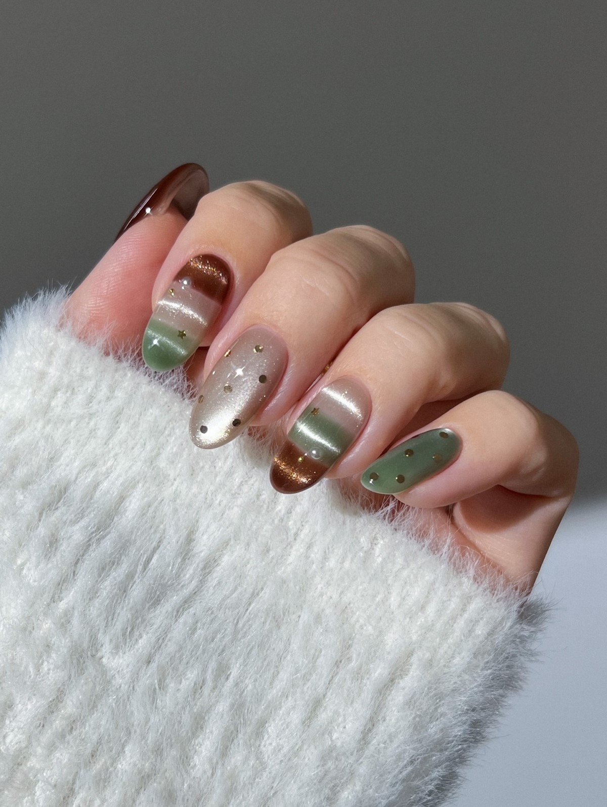 Мигдалеподібний манікюр весни 2026 – фото трендових ідей