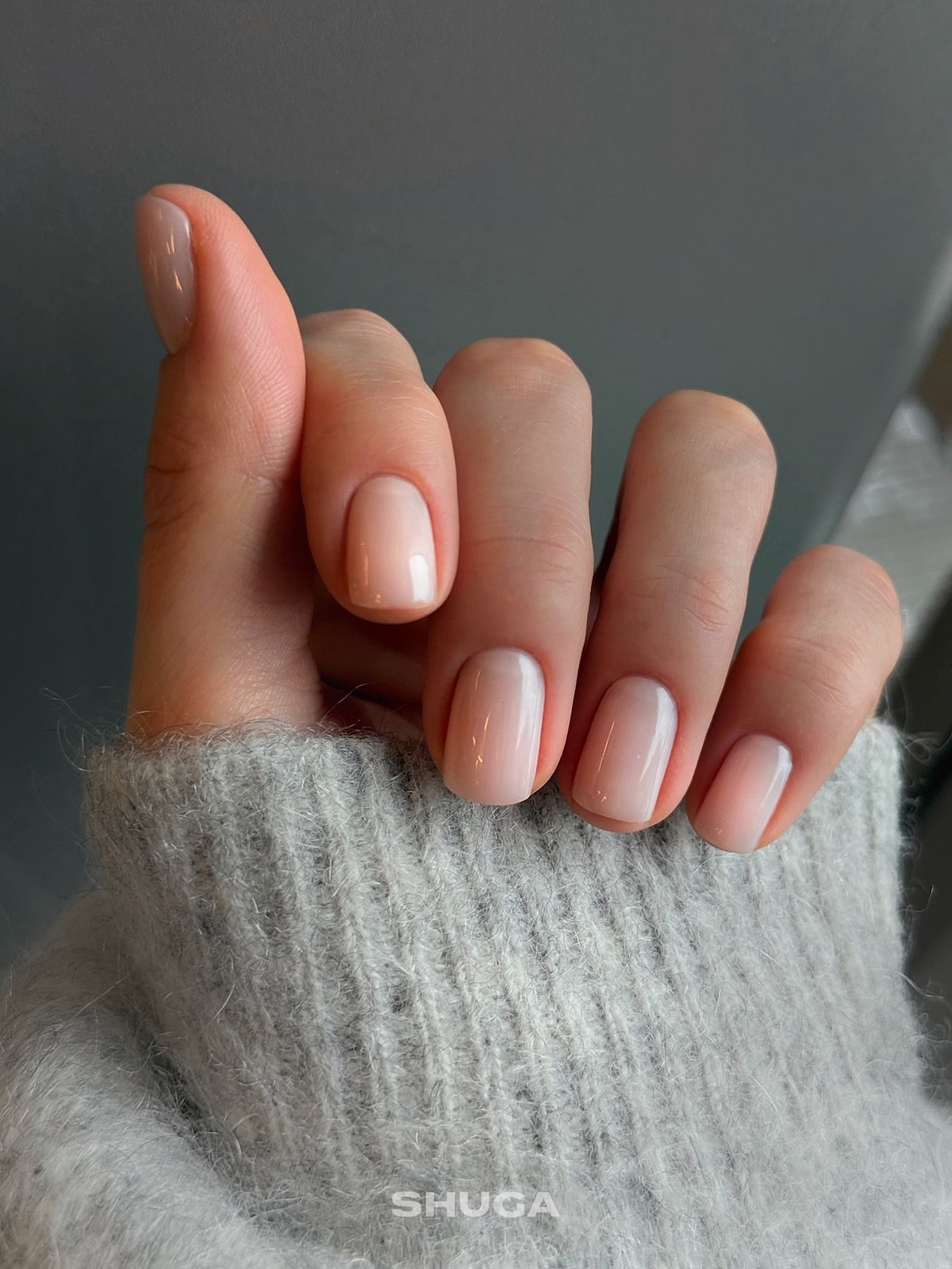 Мильний манікюр весни 2026: тренд ідеально чистих нігтів