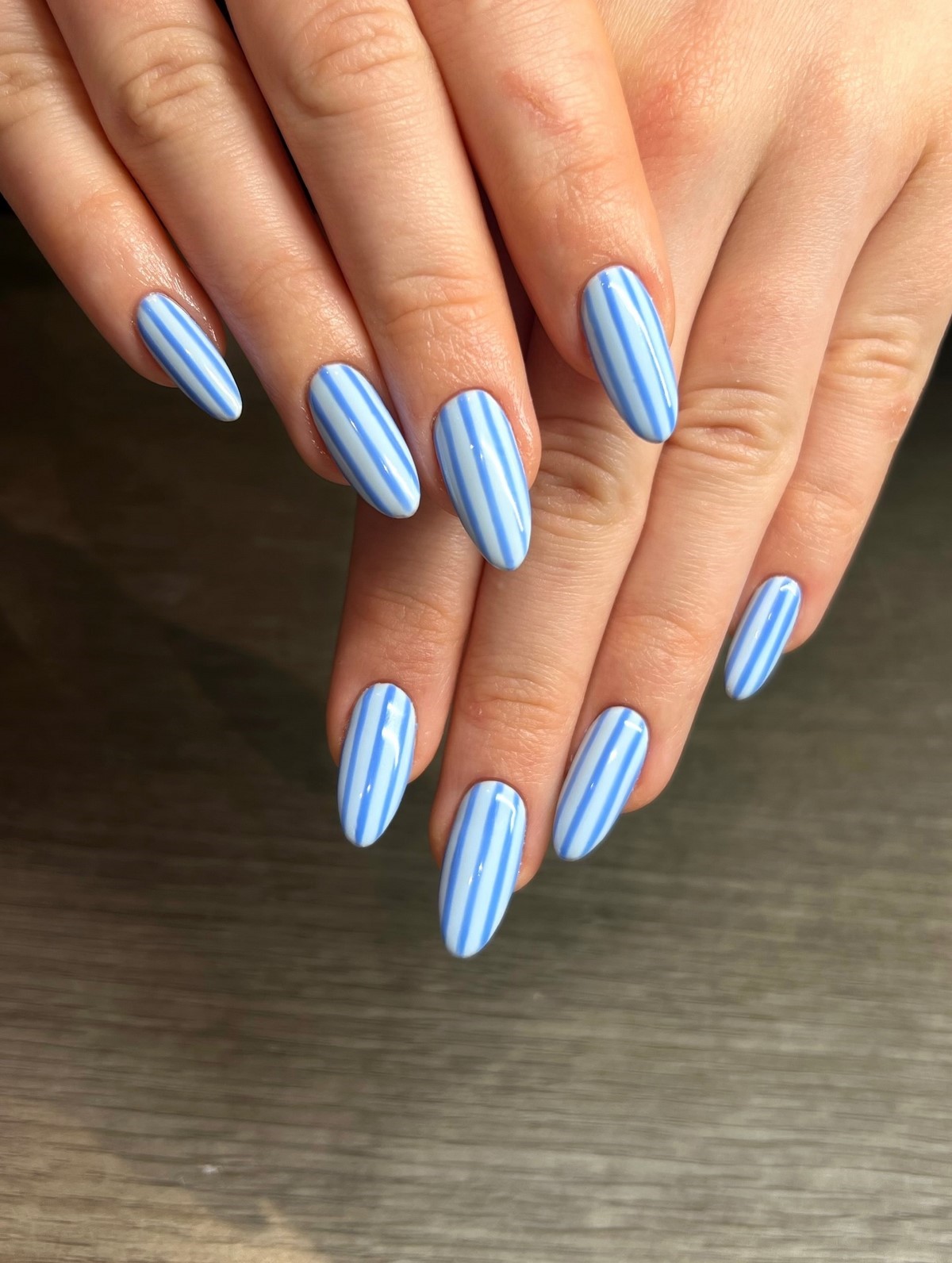 Манікюр на квітень 2026: наймодніші ідеї сезону