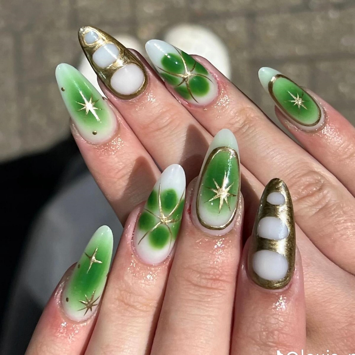 Манікюр на квітень 2026: наймодніші ідеї сезону