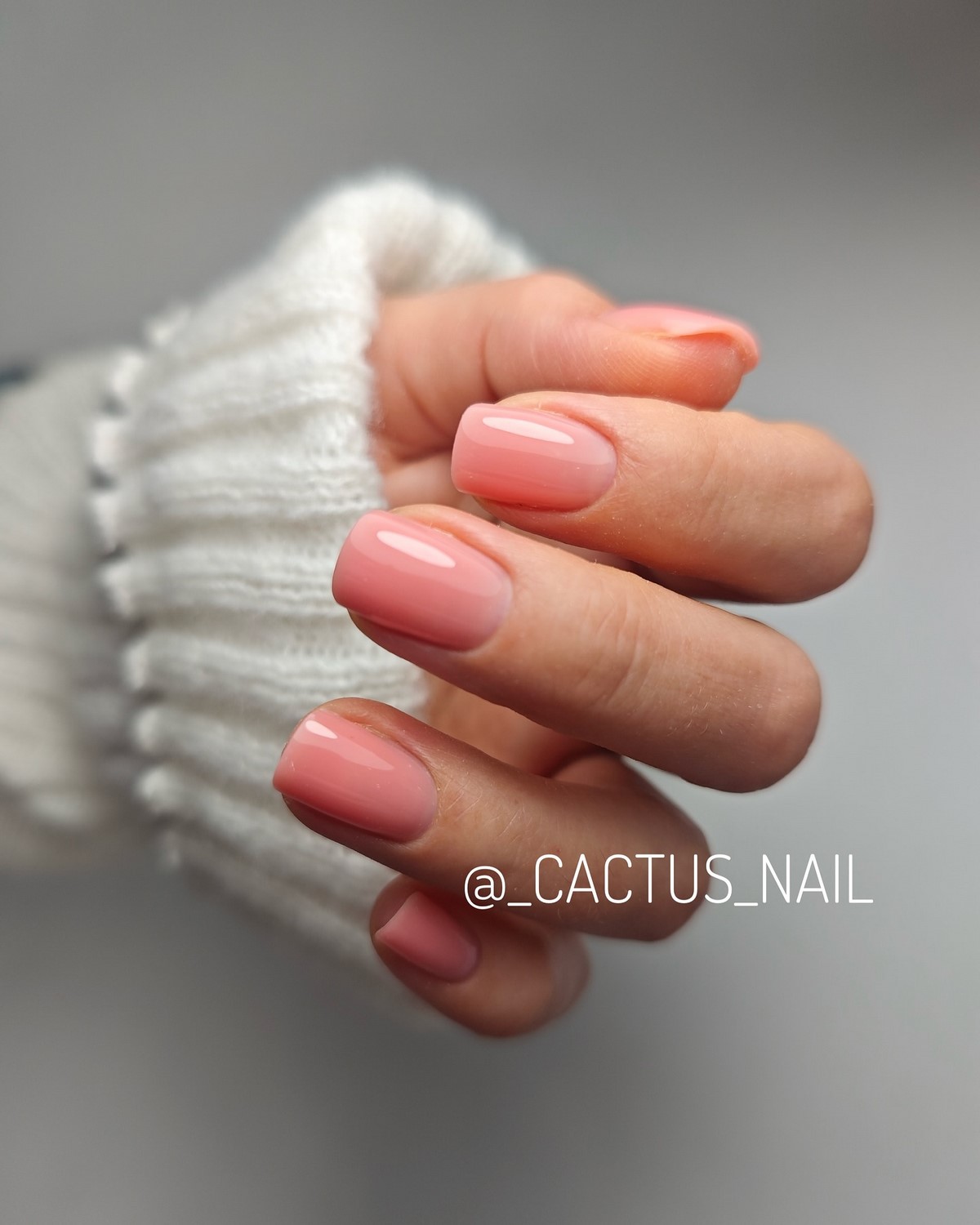 Ніжний манікюр на короткі нігті весни 2026 – трендові ідеї