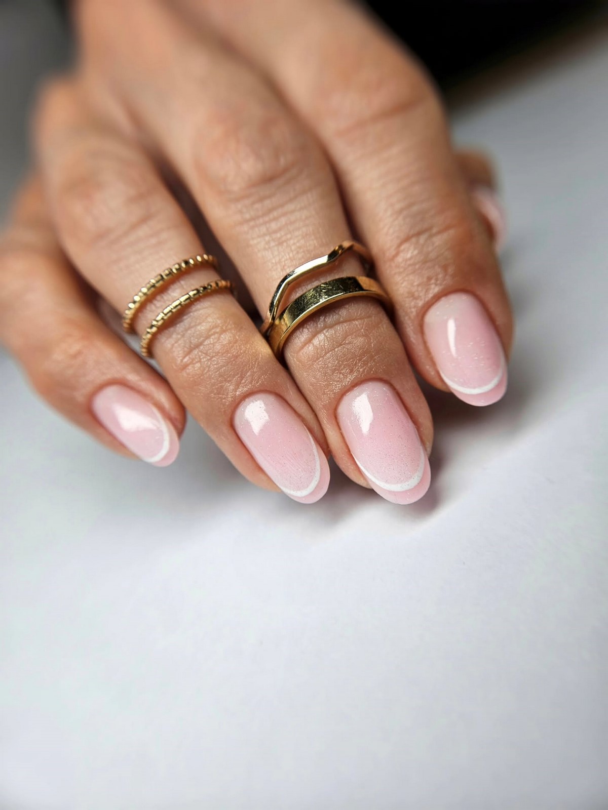 Манікюр весни 2026: ніжність у кожній деталі