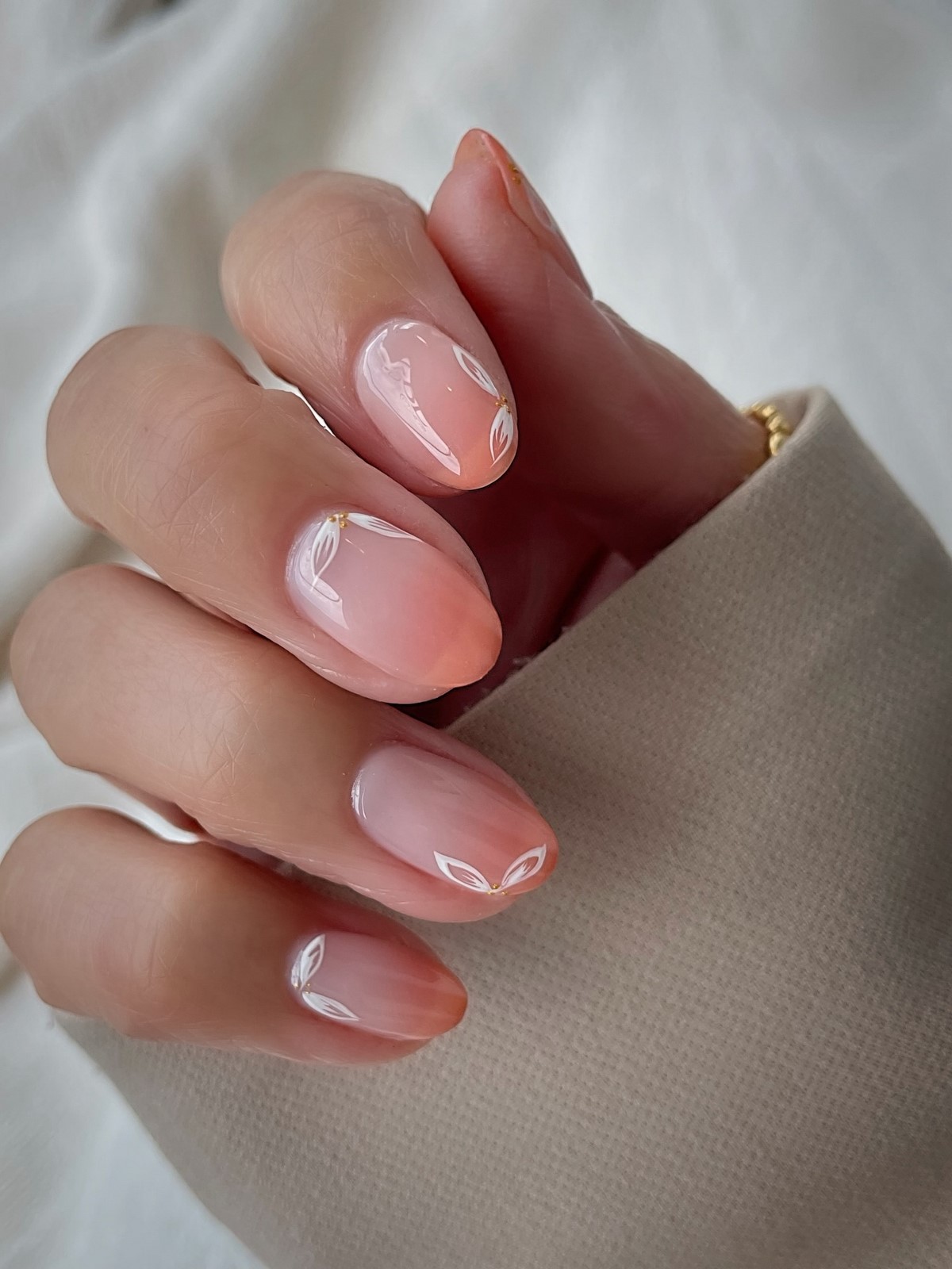 Манікюр весни 2026: ніжність у кожній деталі