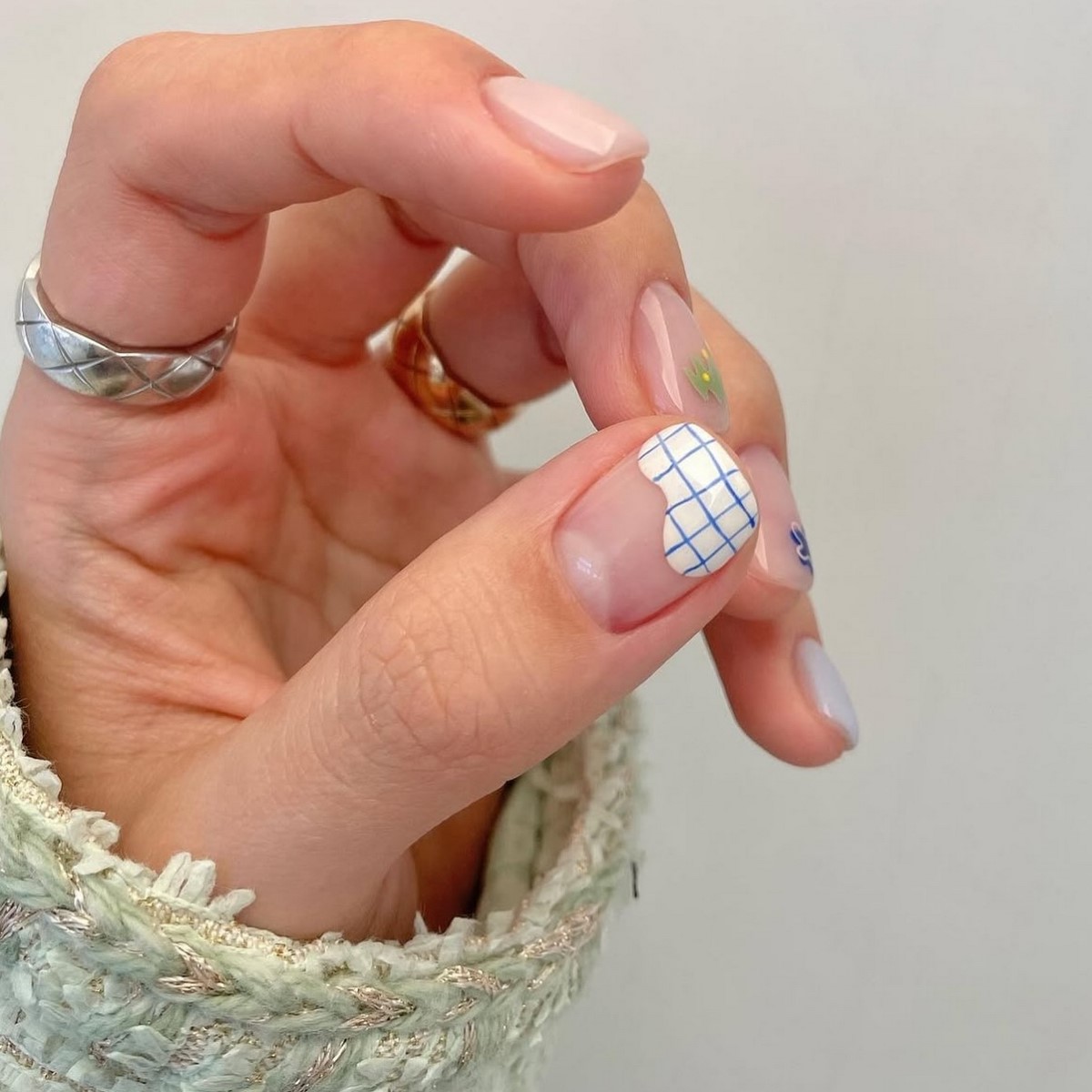 Манікюр весни 2026: ніжність у кожній деталі