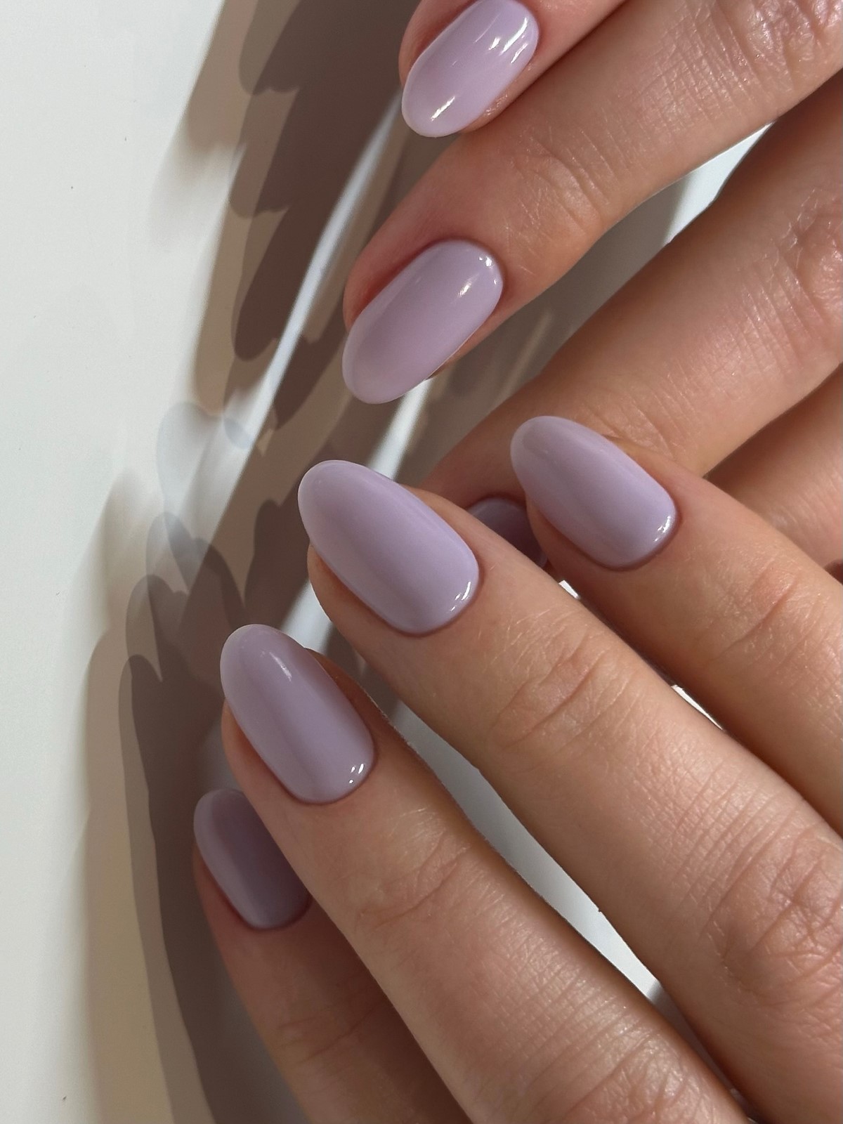 Манікюр весни 2026: ніжність у кожній деталі