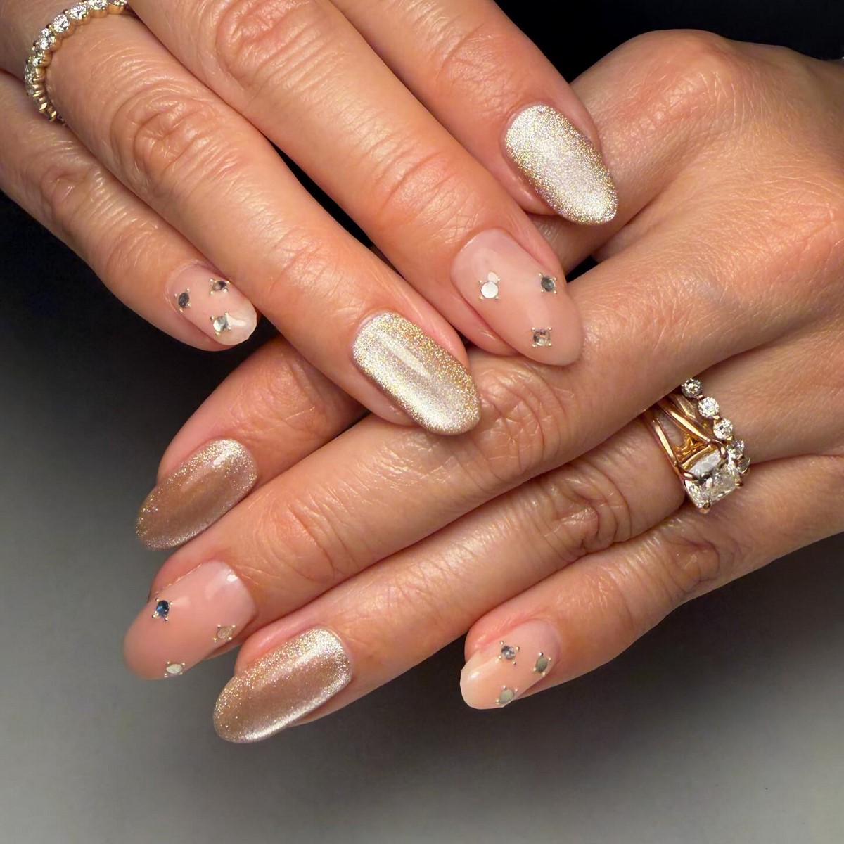 Манікюр весни 2026: ніжність у кожній деталі