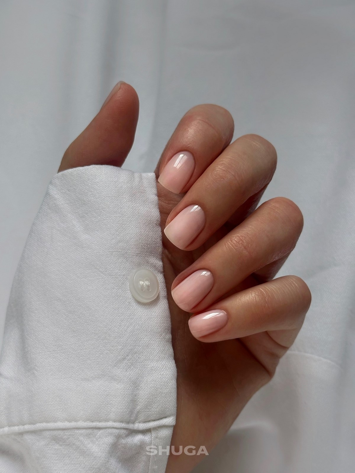 Манікюр весни 2026: ніжність у кожній деталі