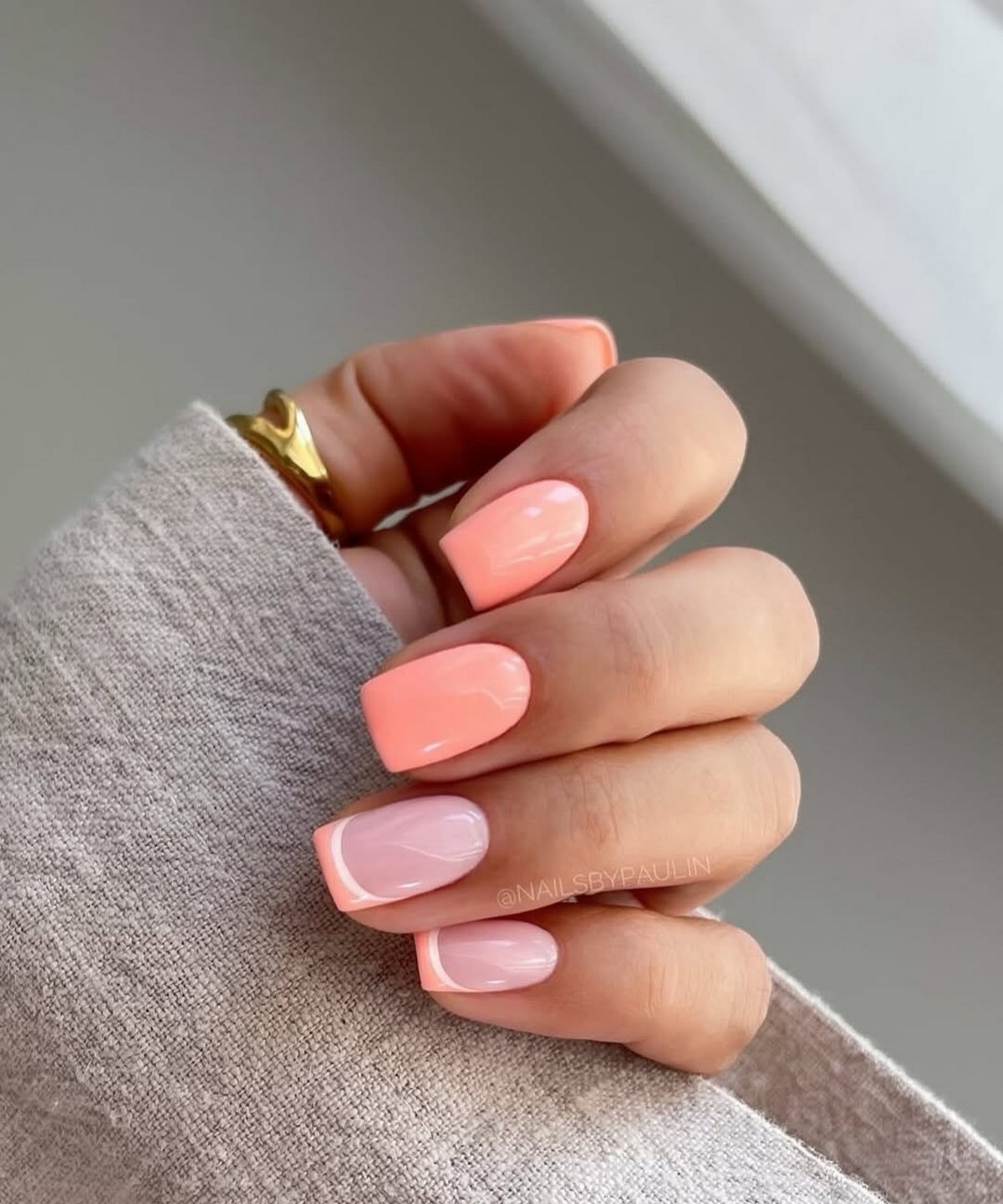 Пастельний манікюр на короткі нігті квітня: тренд ніжності