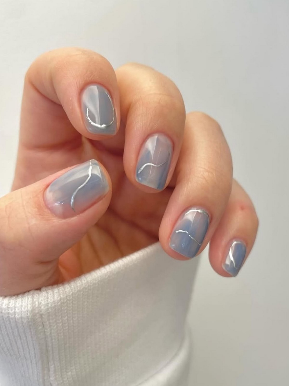 Пастельний манікюр на короткі нігті весни 2026: ніжні ідеї