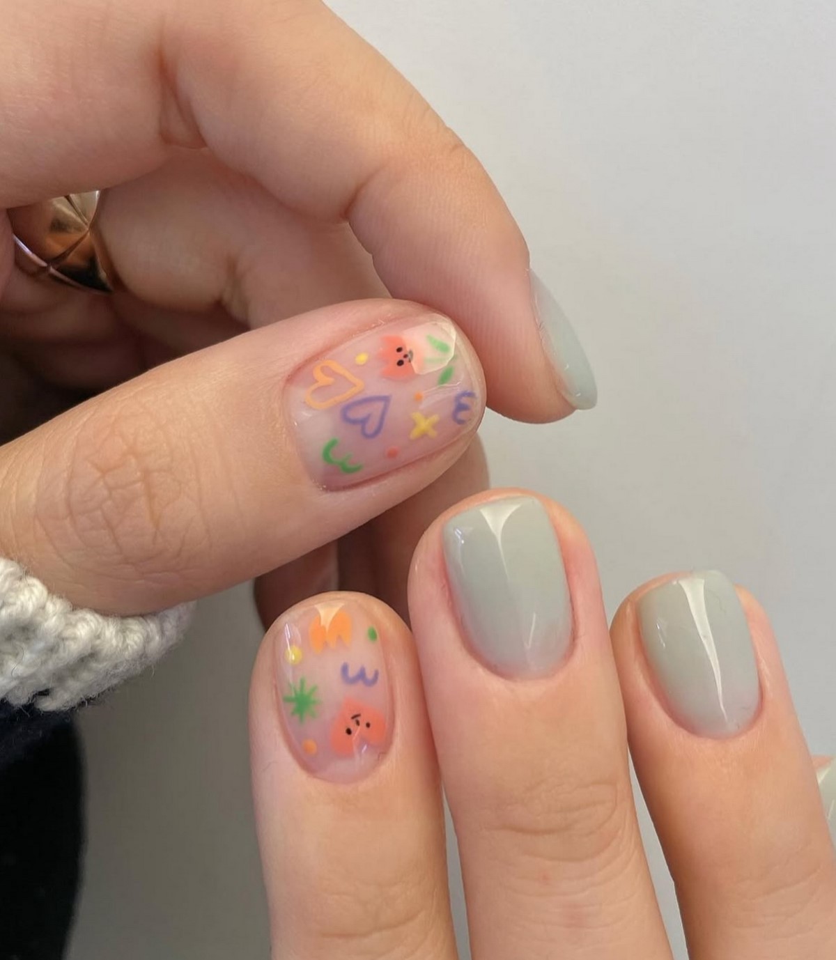 Пастельний манікюр на короткі нігті весни 2026: ніжні ідеї