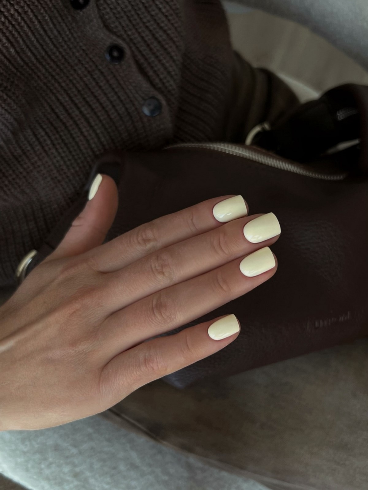 Пастельний манікюр на короткі нігті весни 2026: ніжні ідеї