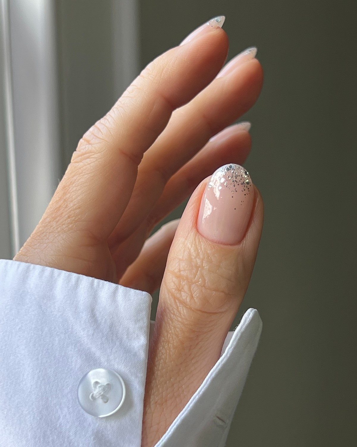 Манікюр, який не помітно відростає навіть через 3 тижні