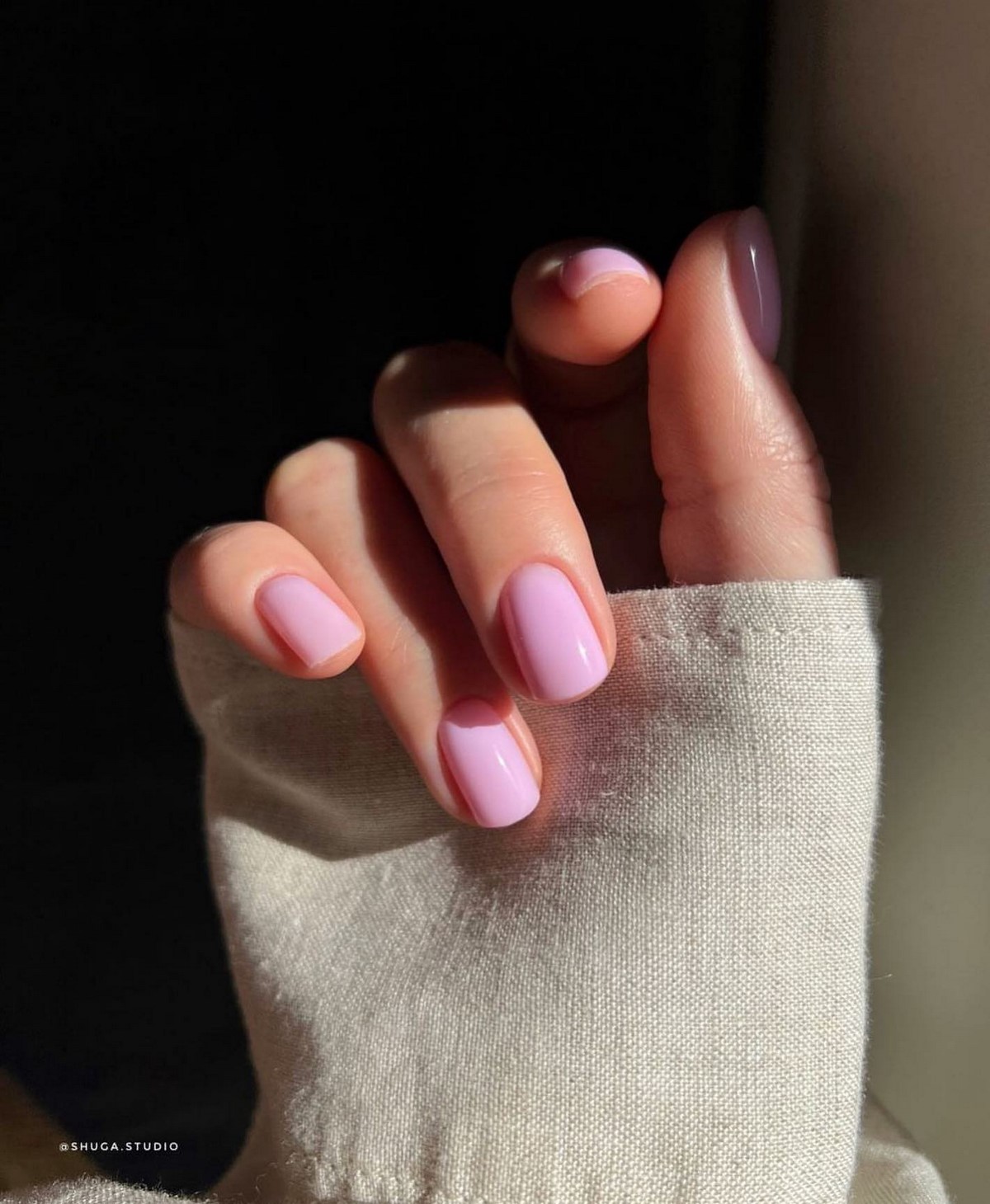 Холодний рожевий манікюр: альтернатива нюду у 2026 році