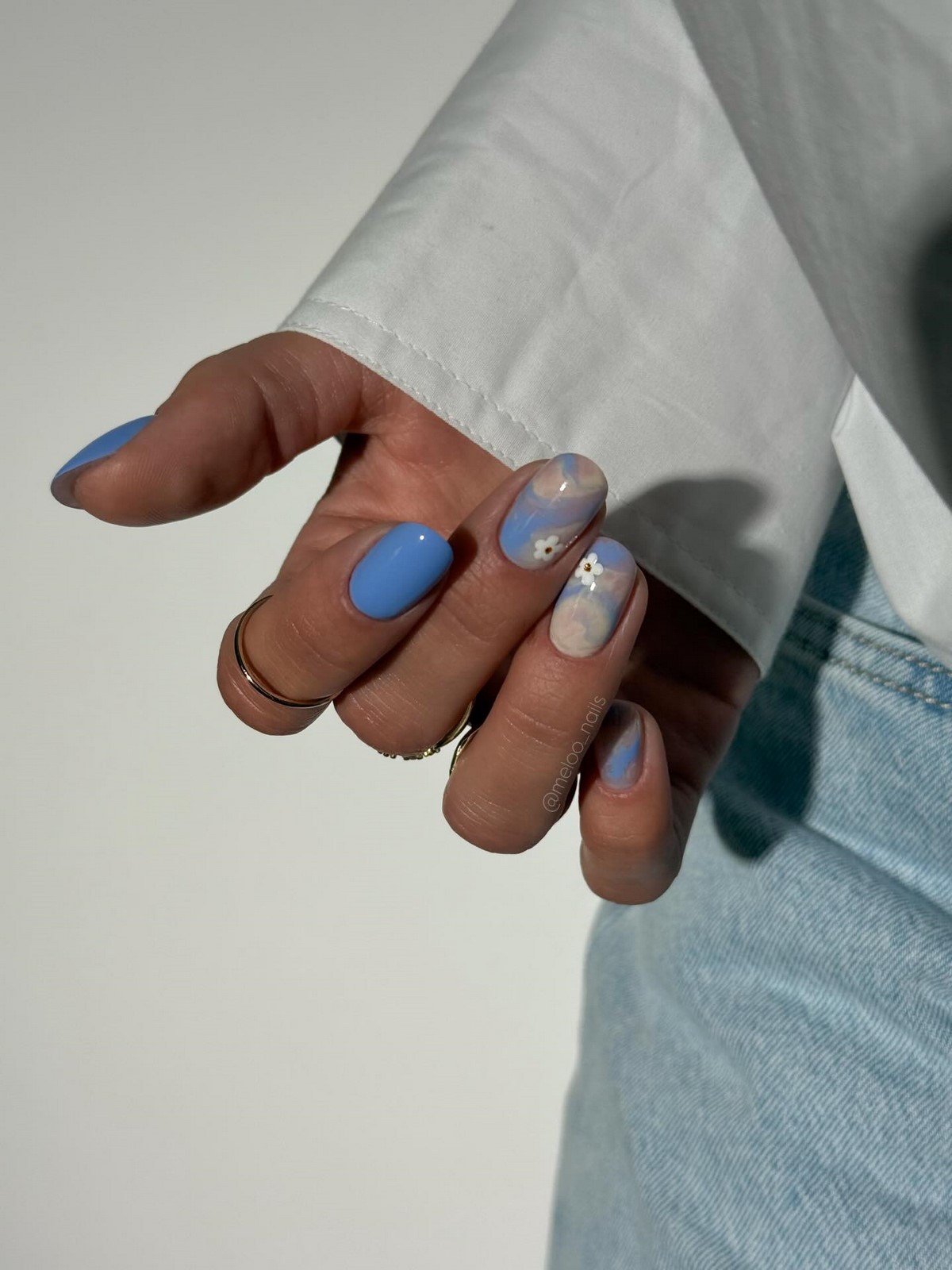 Нюд відходить: які кольори манікюру обирають у 2026 році