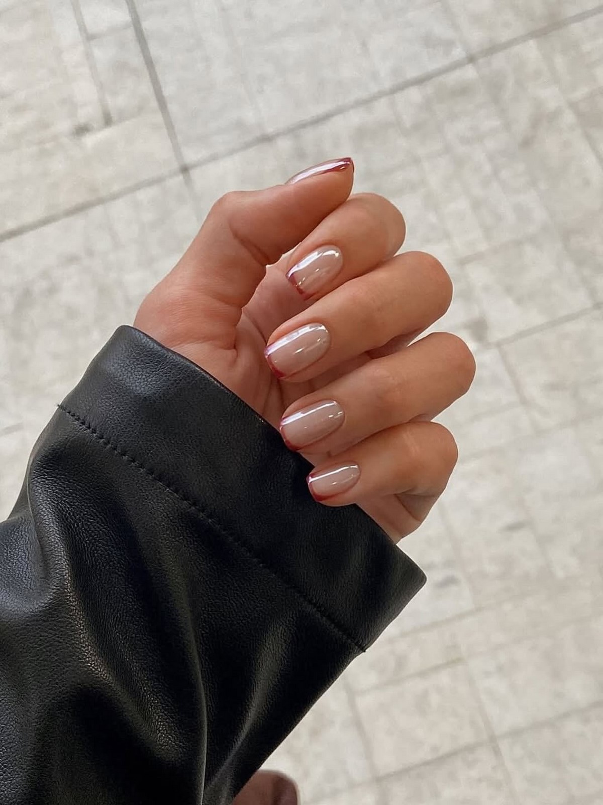 Френч змінився: тонка лінія замість класичного краю