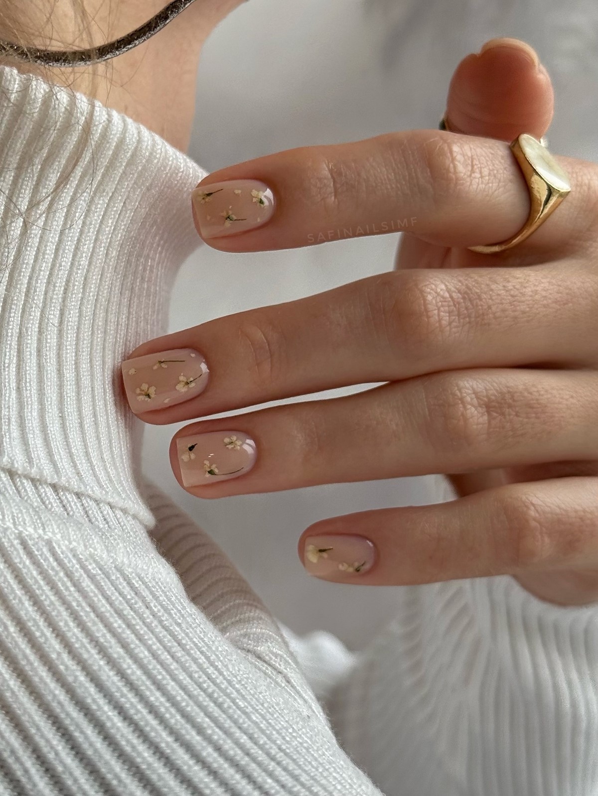 Манікюр без різкого відростання: що обирають у 2026 році