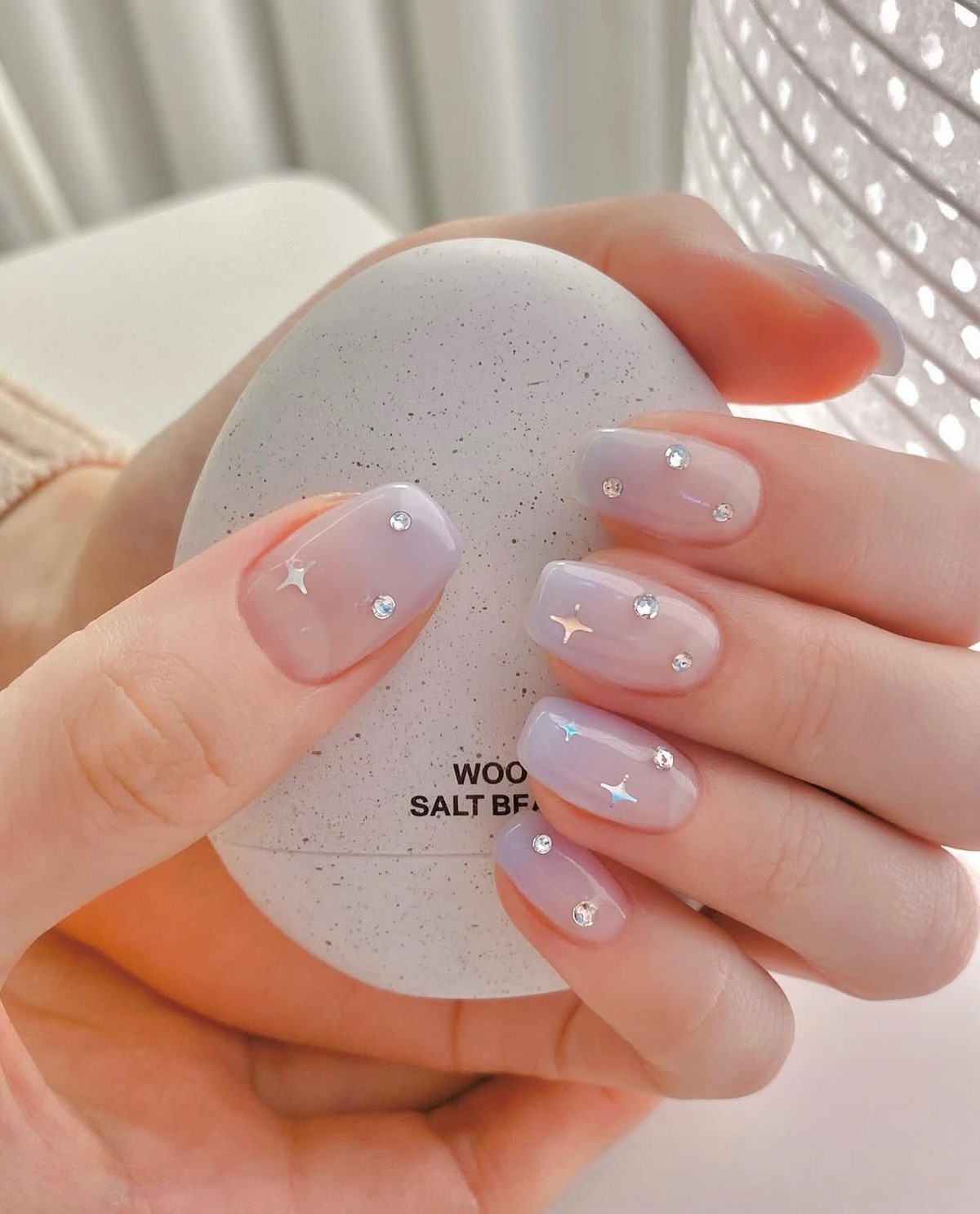 Манікюр з м’яким переходом кольору: новий вигляд у 2026 році