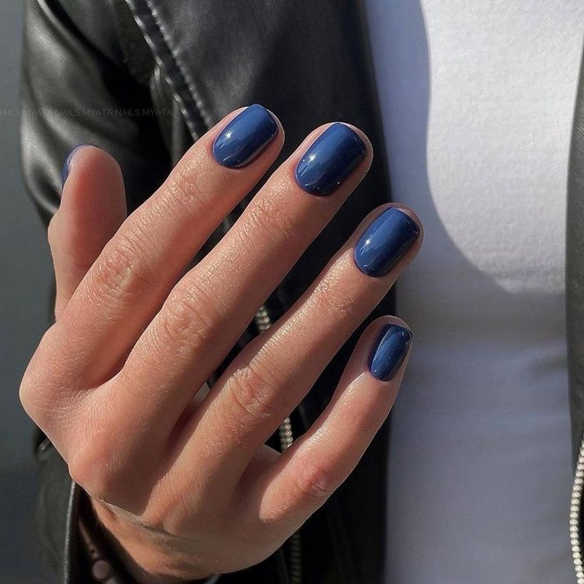 Джинсовий манікюр 2026: синій, який носять із денімом