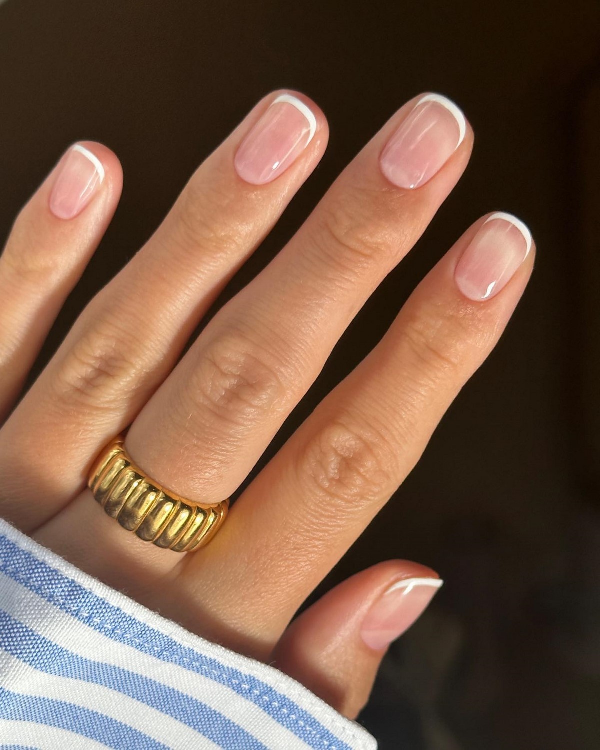 Френч змінився: тонка лінія замість класичного краю