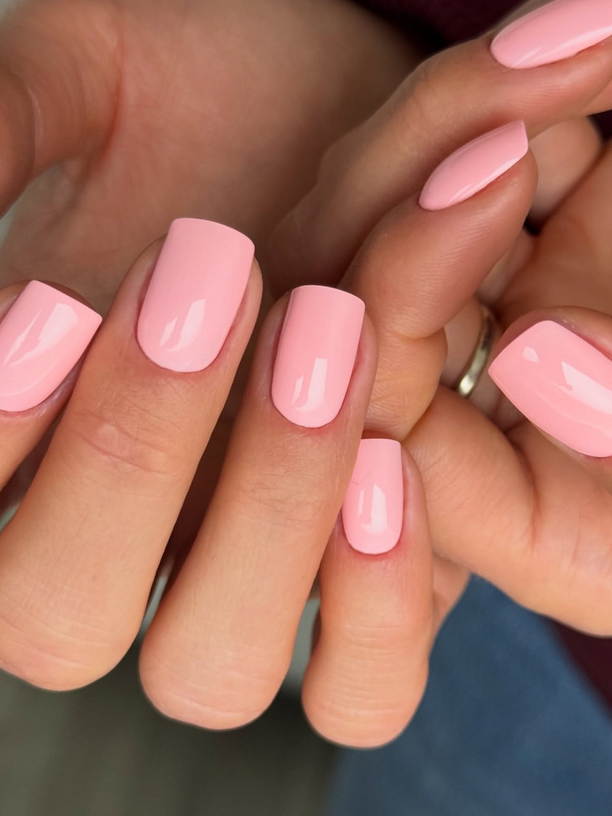 Холодний рожевий манікюр: альтернатива нюду у 2026 році