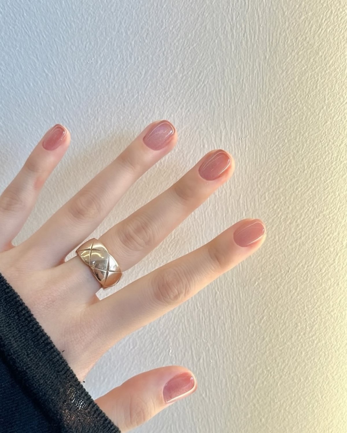 Манікюр без різкого відростання: що обирають у 2026 році