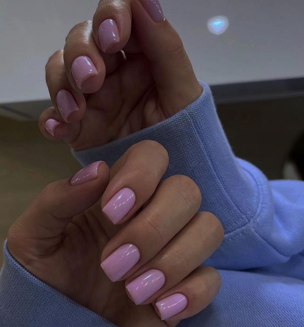 Нюд відходить: які кольори манікюру обирають у 2026 році